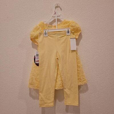 Lot 54:  New Size 6 Girls Outfit 
