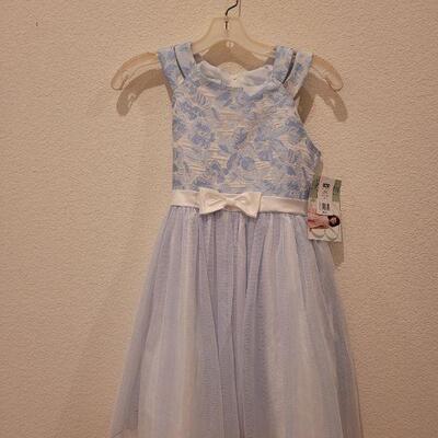 Lot 57: New Girls size 14 Dress