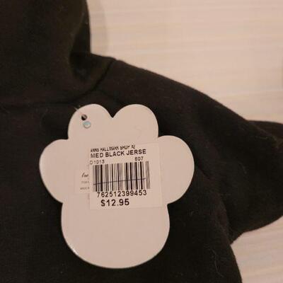 Lot 61: NEW Dog/Cat Hoodies
