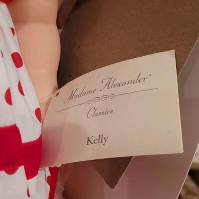 Lot 66: New Vintage MADAME ALEXANDER Happy Birthday Kelly Doll 