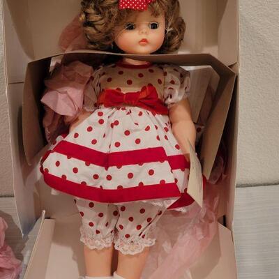 Lot 66: New Vintage MADAME ALEXANDER Happy Birthday Kelly Doll 