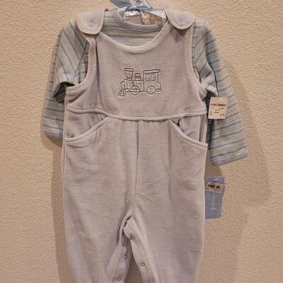 Lot 90: (2) New Baby Boy Outfit & Sweater