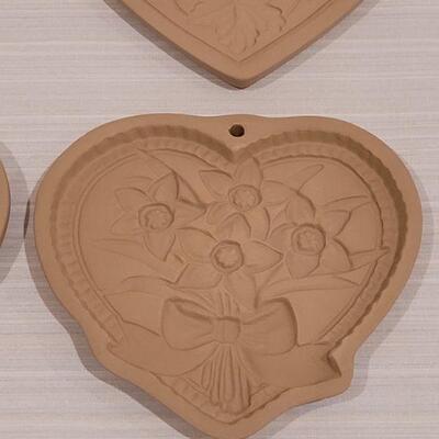Lot 93: Brown Bag Cookie Art Heart Molds (4)