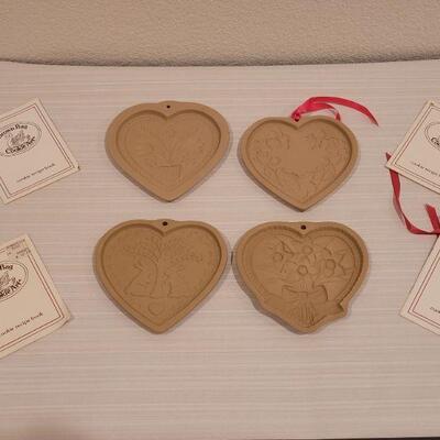 Lot 93: Brown Bag Cookie Art Heart Molds (4)