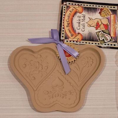 Lot 94: Brown Bag Cookie Art Cow, Hand and Butterfly Hearts Molds