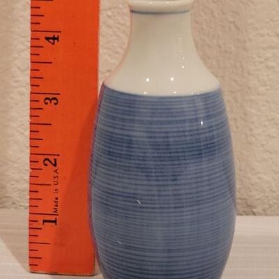 Lot 96: Vintage Signed Pottery 