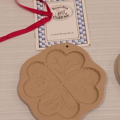 Lot 97: (3) Brown Bag Cookie Art Molds