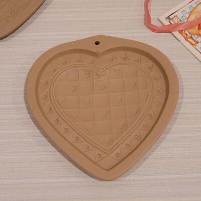 Lot 101: (3) Brown Bag Cookie Art Heart Molds