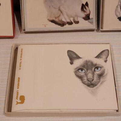Lot 102: Vintage Siamese Cat Stationary and Notecards