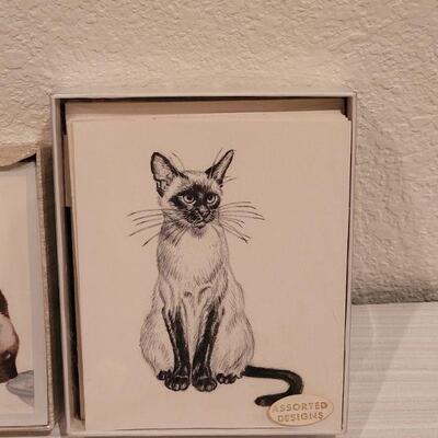 Lot 102: Vintage Siamese Cat Stationary and Notecards