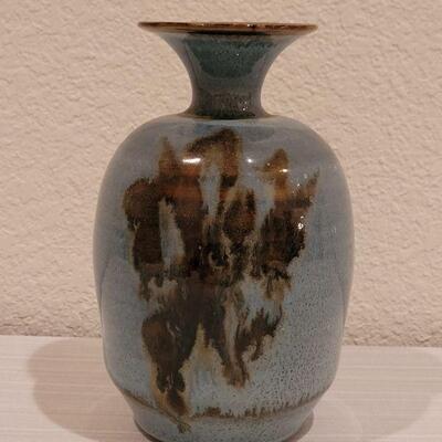 Lot 103: Vintage Signed Potteey