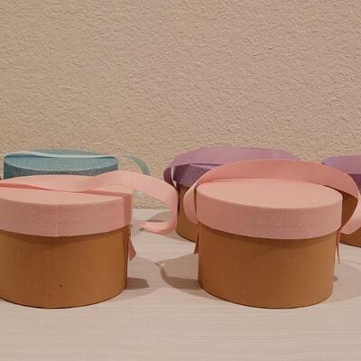 Lot 107: (6) New Easter Egg Boxes