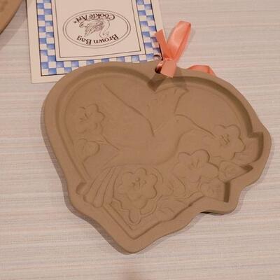 Lot 113: (3) Brown Bag Cookie Art Shortbread Molds