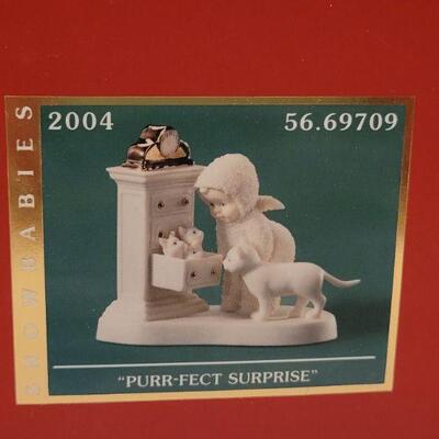 Lot 115: New Snowbabies (2)