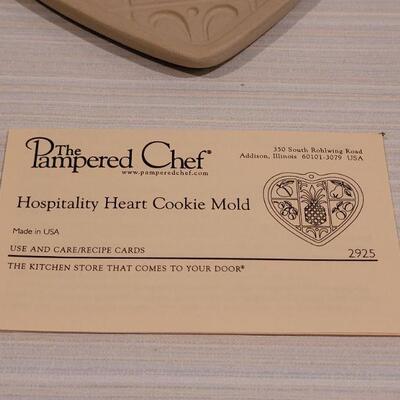 Lot 116: (2) New in Boxes Pampered Chef Shortbread Molds