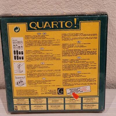 Lot 122: New Quarto! Magnetic Game