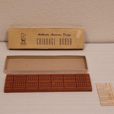 Lot 125: Vintage Drueke Cribbage Board