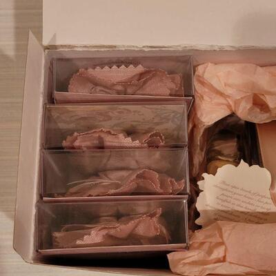 Lot 139: New Potpourri and Sachets
