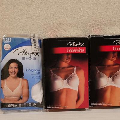 Lot 140: (3) New in Package Bras