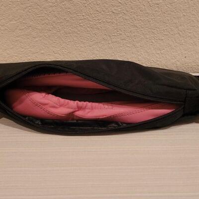 Lot 146: Nike Pink Flats in Carrying Case size 8.5