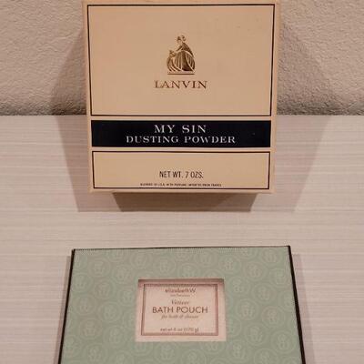 Lot 147: Lanvin Dusting Powder and Bath Pouch