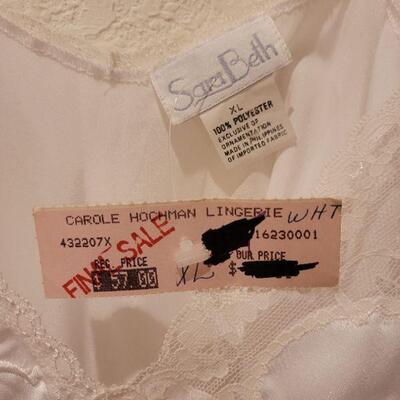 Lot 155: New Sara Beth Spaghetti Strap Night Gown 