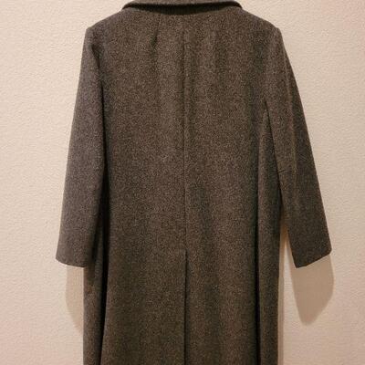 Lot 156: Gray Wool Coat (no tag- best guess XL)