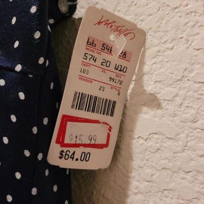 Lot 160: New Bathing Suit
