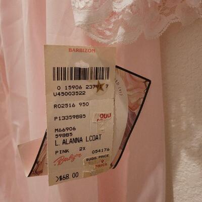 Lot 166: New Barbizon Night Gown 