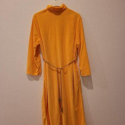 Lot 167: Vintage House Dress/Coat 