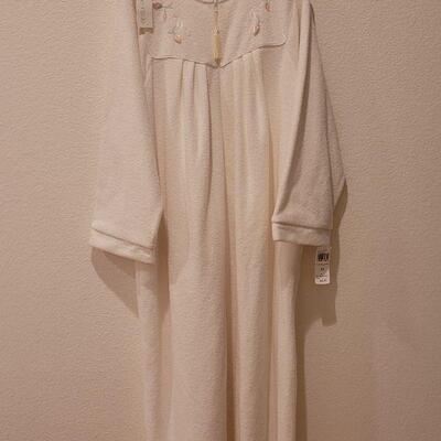 Lot 168:  New Housecoat