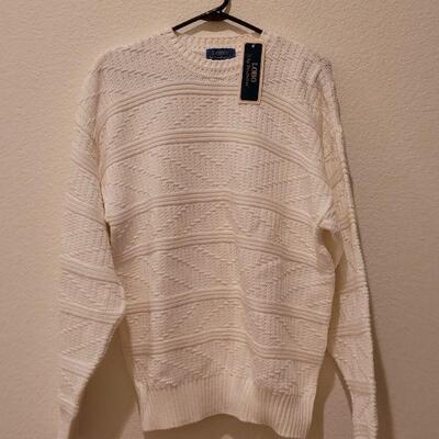 Lot 173: New Pendleton LOBO Collection White Sweater