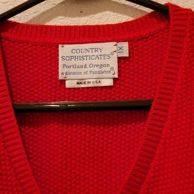 Lot 174: New PENDLETON Short Sleeve Sweater 