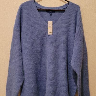 Lot 175: New Apt. 9 Sweater