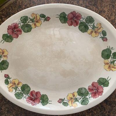 Oval serving platter, floral 