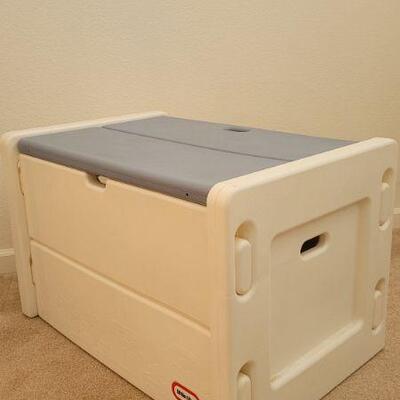 Lot 177: Vintage LARGE Blue Top LITTLE TIKES Toy Storage Trunk