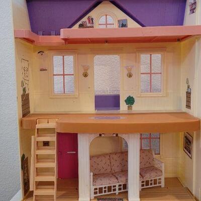 Lot 180: Vintage Little Tikes Children's Doll House 