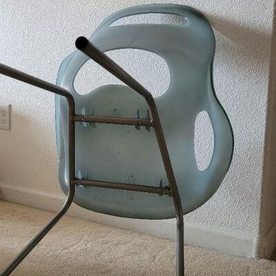 Lot 193: Stylish UMBRA Modern Ergonomic Office Chair