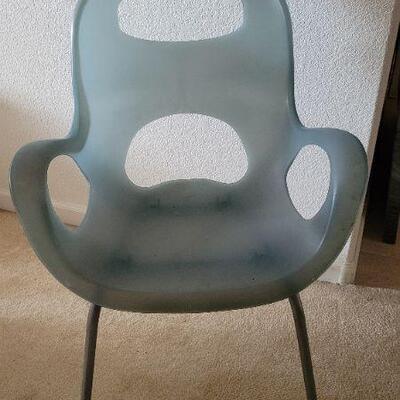 Lot 193: Stylish UMBRA Modern Ergonomic Office Chair