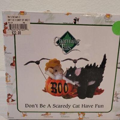 Lot 194: Assortment of Vintage NEW Charming Tails Collectibles