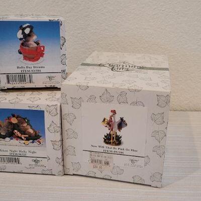 Lot 195: Assortment of Vintage NEW Charming Cats Collectibles 