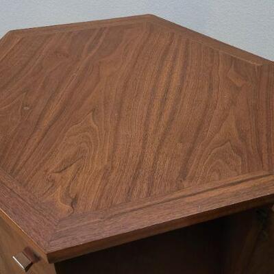 Lot 202: Vintage Mid Century Modern LANE Hexagon Side Table