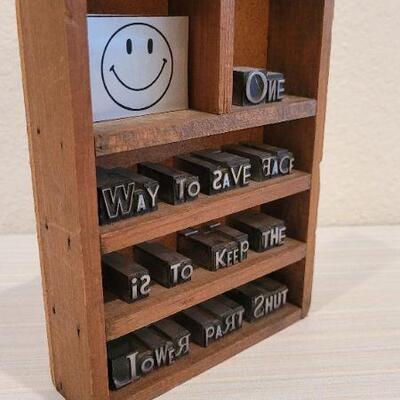 Lot 205: Home DECO Funny Wall Art 6.5" Tall