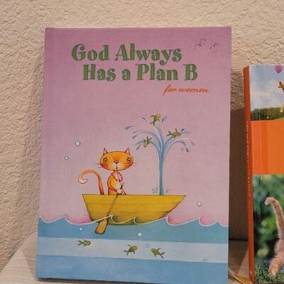 Lot 206: Assorted NEW HALLMARK Books
