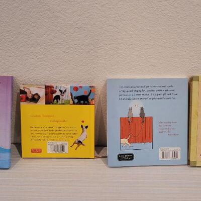 Lot 206: Assorted NEW HALLMARK Books