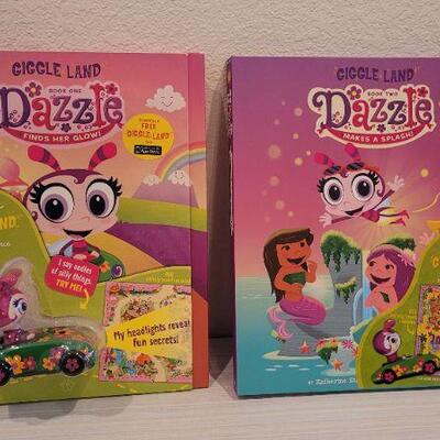 Lot 214: New HALLMARK DAZZLE Book and Car Bundle TESTED A+ 