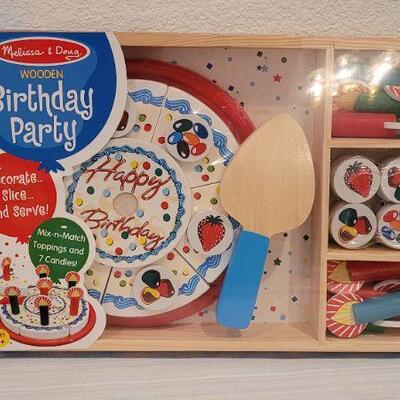 Lot 219: (2) New Doug & Melissa Arts and Craft Children's Fun
