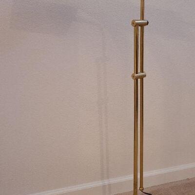Lot 222: Vintage Mid Century Modern ADJUSTABLE Swivel Head Brass Floor Lamp