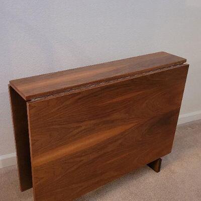 Lot 223: Vintage Mid Century Modern Walnut Drop Leaf Gate Leg Kitchen Table (ONLY 8" Deep x 36" Wide when Compact)