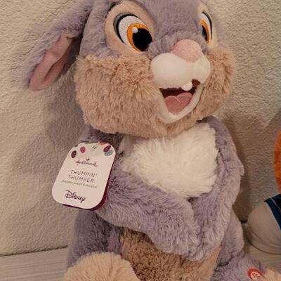 Lot 226: (2) New Hallmark Animated Stuffed Animals TESTED A+
